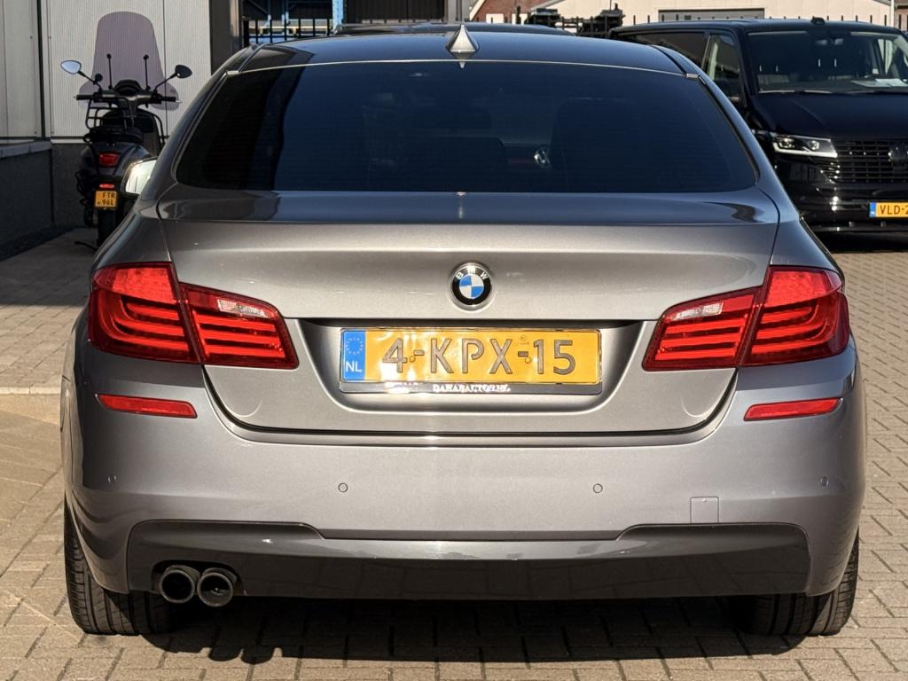 BMW 5 Serie 528i m pakket | head-up | cruise | stoelverwarming | navi | led