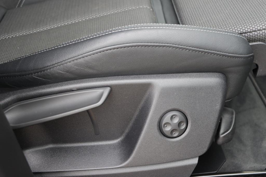 Audi Q5 50 tfsi e s edition 300pk s tronic | soh 97,4% |