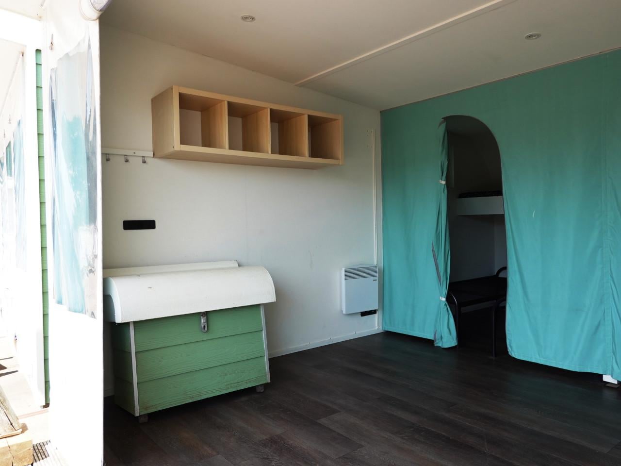 8x Kampeer cabin chalet safari hut camping lodge glamping