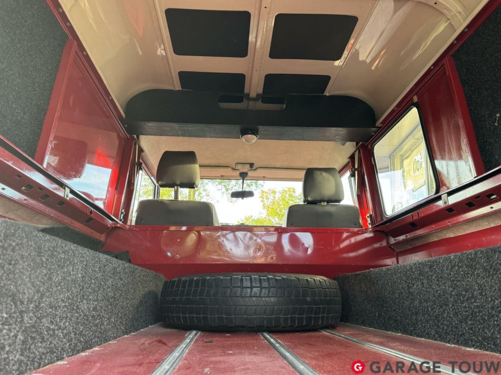 Land Rover Defender 2.5 td5 110" hard top