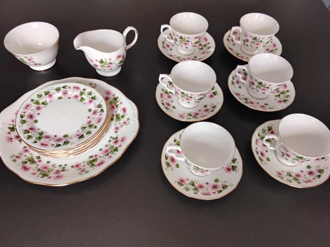 Servies Queen Anne patt 8654