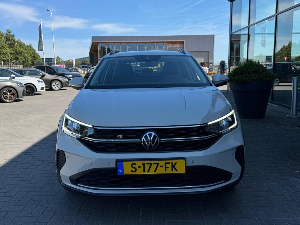 Volkswagen Taigo 1.0 tsi life business * carplay * stoelverwarming * pdc 2x