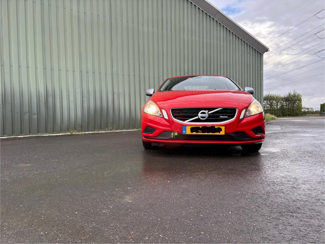Volvo S60 D2 R-Design