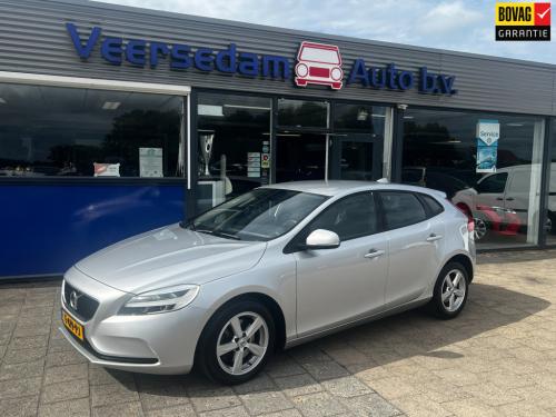 Volvo V40 2.0 t2 momentum, navi, afn. trekhaak enz...