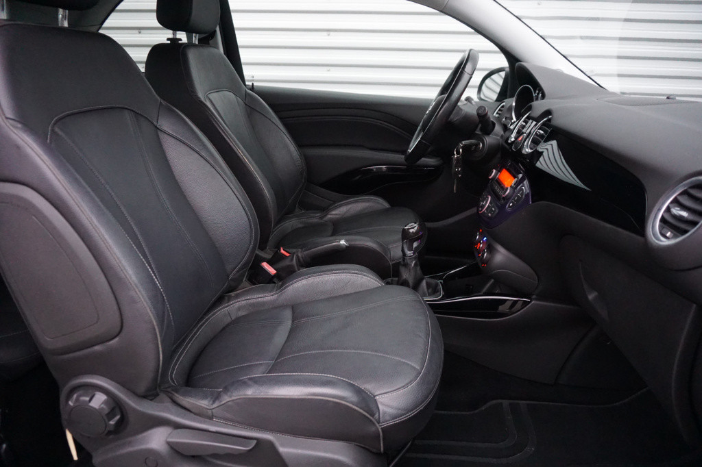 Opel Adam 1.2 slam airco / stuur + stoelverw. / leder / elektr. ramen / lm 