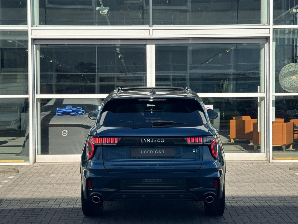 Lynk & Co 01 262pk plug-in hybride| panodak| adap.cruise| 360camera| keyles