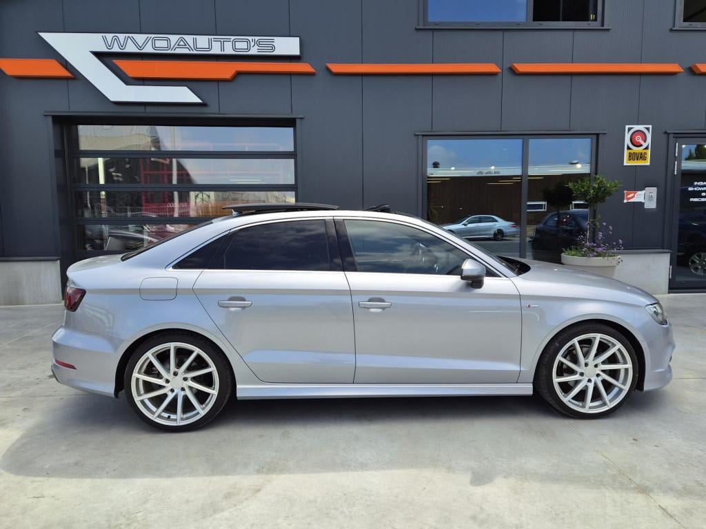Audi A3 limousine 1.4 tfsi cod ambition pro line s