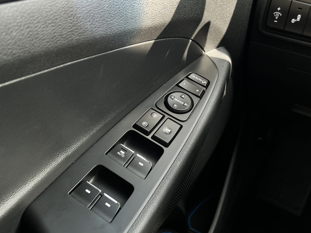 Hyundai Tucson 1.6 t-gdi premium 4wd | camera | trekhaak | nav | panorama d