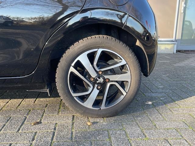 Peugeot 108 1.0 e-vti blue lease executive