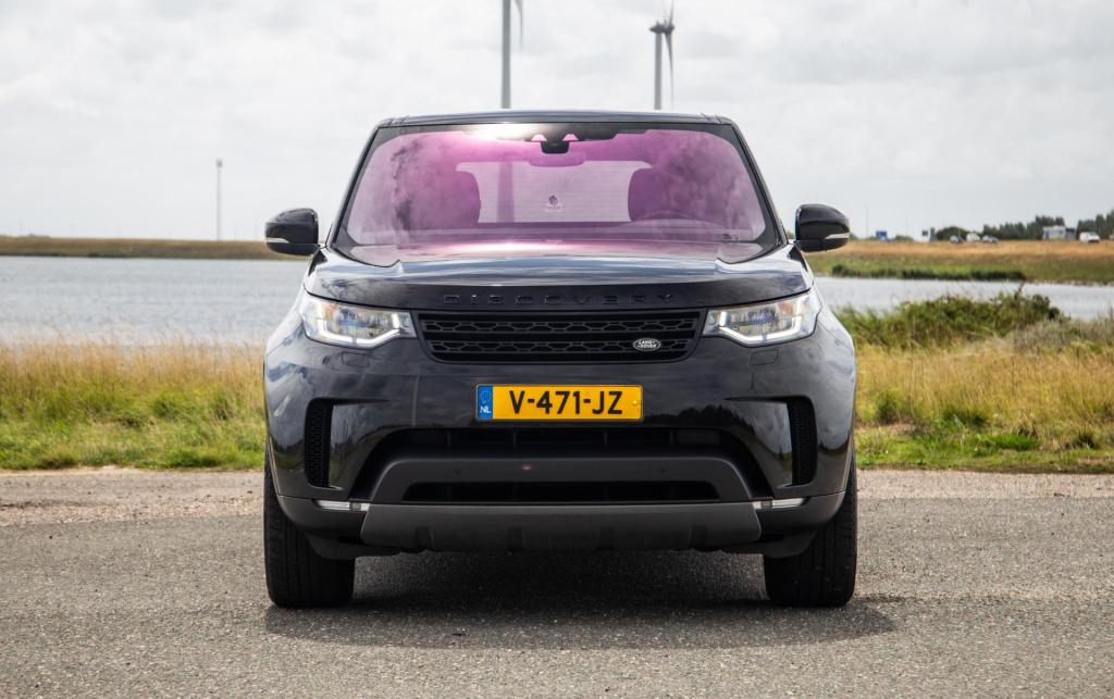 Land Rover Discovery 3.0 td6 hse grijs kenteken / leer / navi / luchtvering