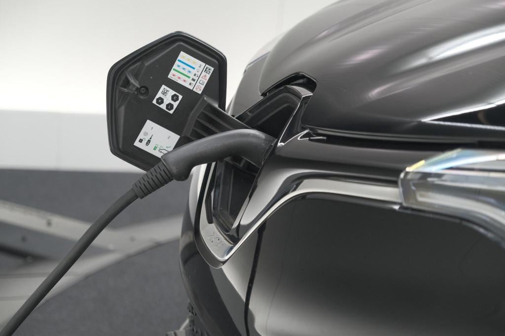 Renault Zoe r135 intens 52 kwh | 91.5% soh | ccs laden | dodehoekdetectie |