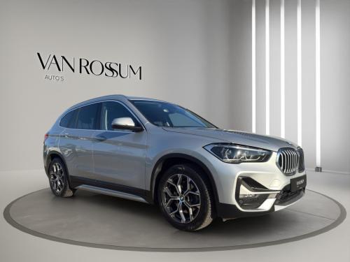 BMW X1 xdrive25e high executive x-line panorama | leder | sportstoelen | le