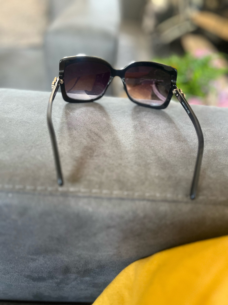Te koop prachtige zonnebril Chanel