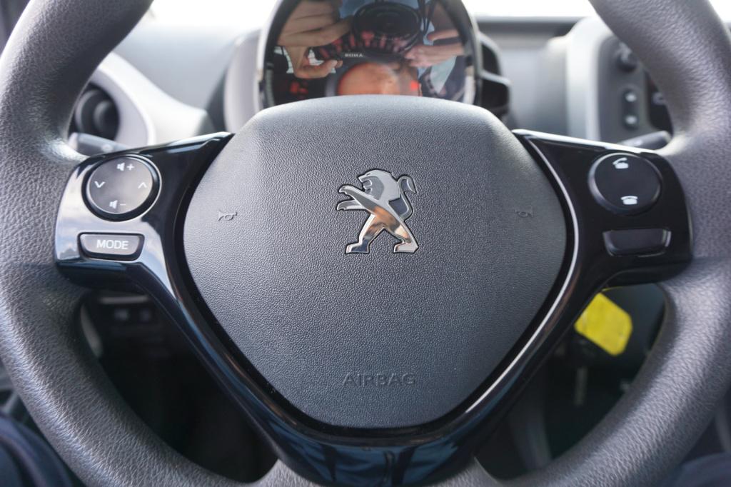 Peugeot 108 1.0 vti active airco / elektr. ramen / nap