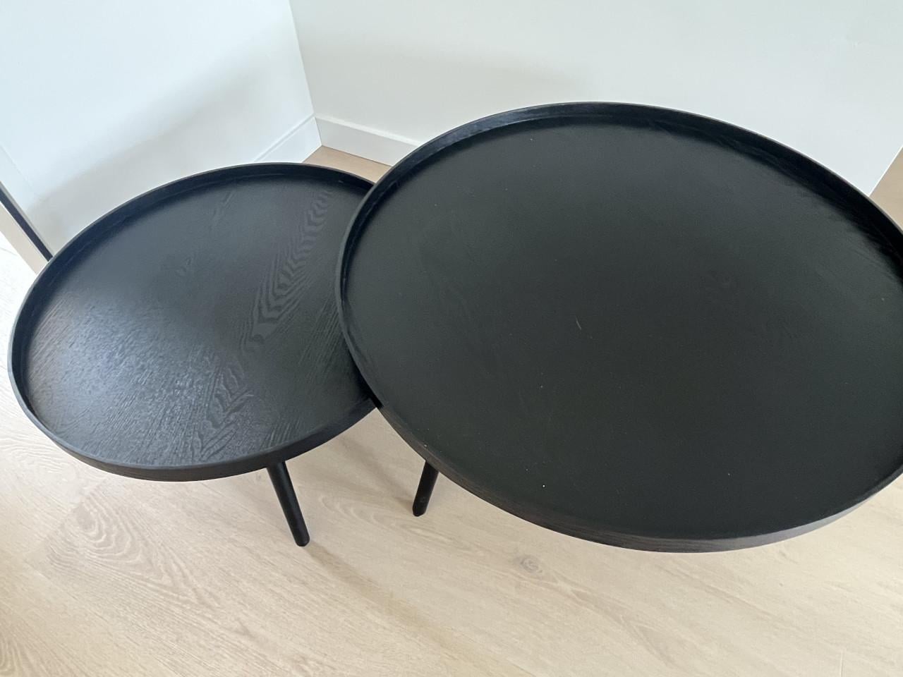 Twee zwarte salontafels WOOOD