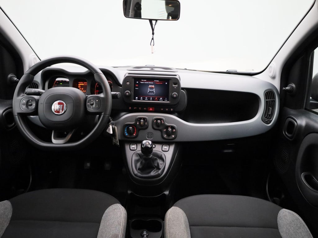 Fiat Panda 1.0 hybrid city life | bluetooth | apple carplay | airco | dab