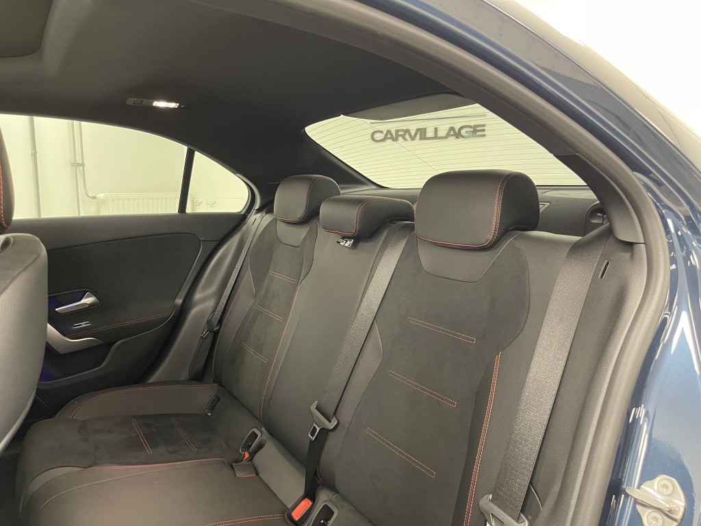 Mercedes-Benz A-Klasse amg 35 4matic | burmester | panoramadak | 19'' amg d