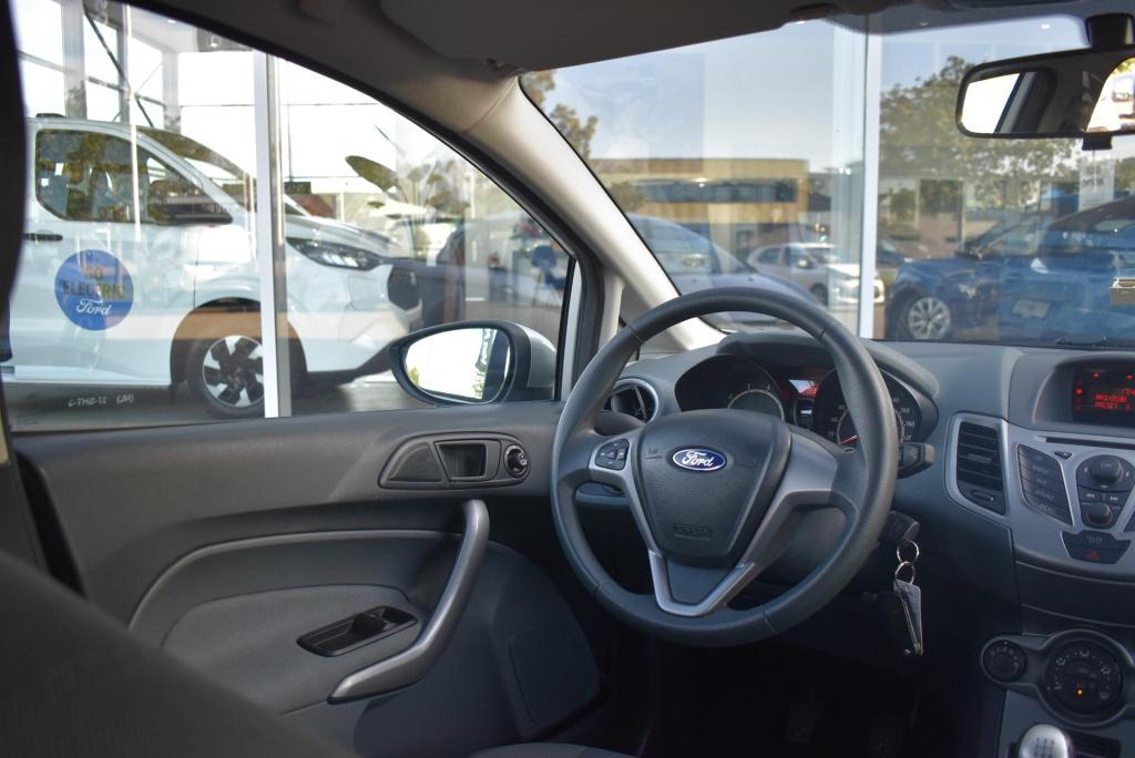 Ford Fiesta 1.25 limited | airco | radio |