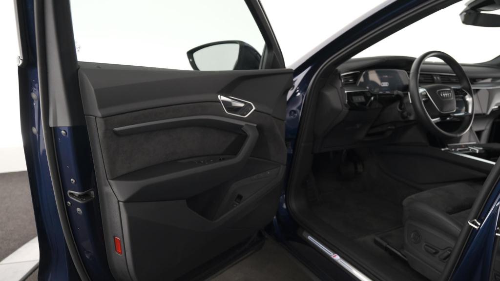 Audi E-tron sportback 55 quattro s edition 95 kwh 408 pk| head-up display |