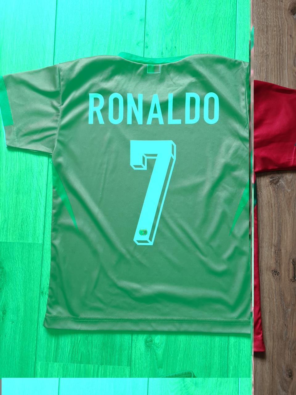 Cristiano Ronaldo setje, broek + shirt mt 140