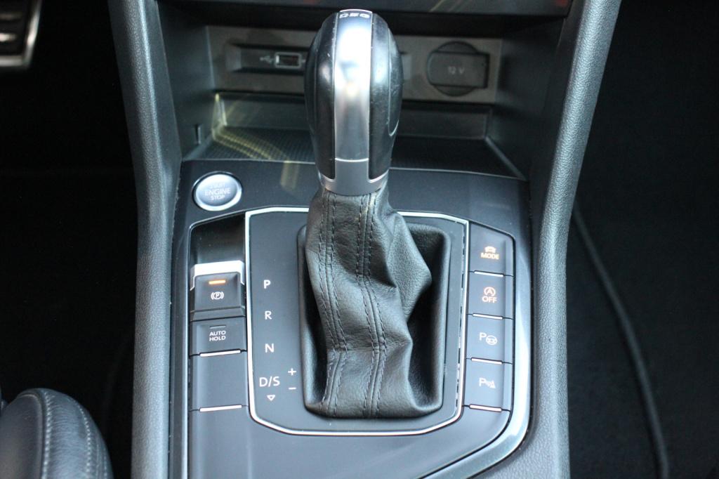 Volkswagen Tiguan Allspace 1.5 tsi highline r-line 7p. pano | acc | el.trek