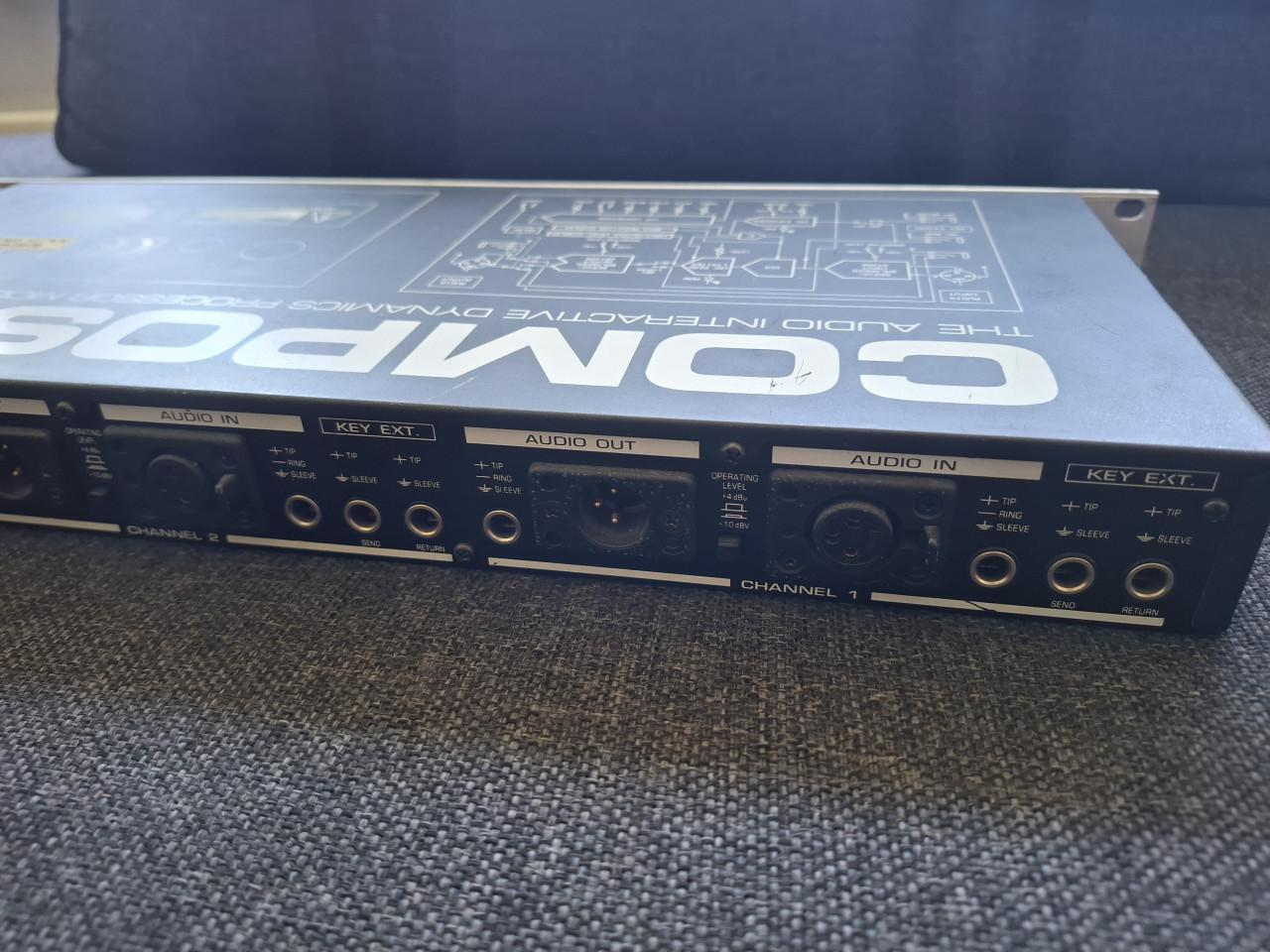 Composer MDX 2000
