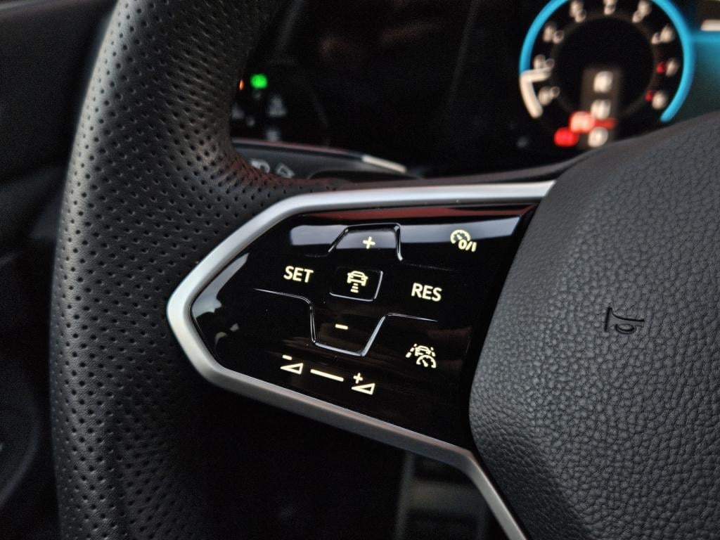 Volkswagen Golf variant 1.5 etsi r-line business | acc | elek. trekhaak