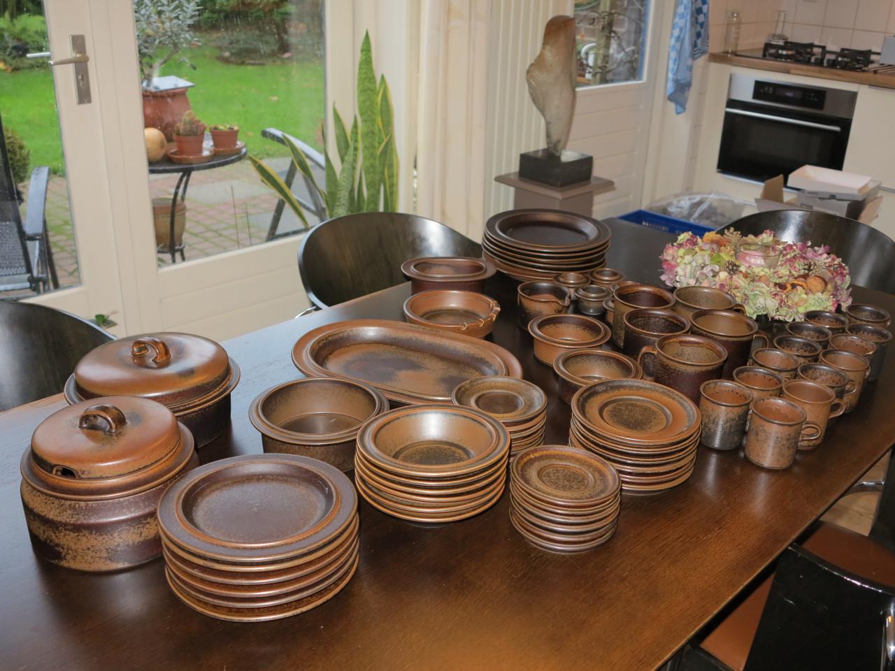 Servies Arabia Ruska