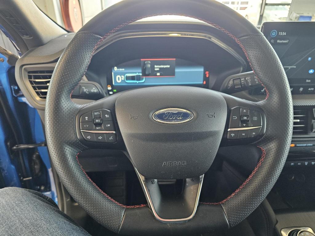 Ford Kuga st-line x 2.5 phev 243pk