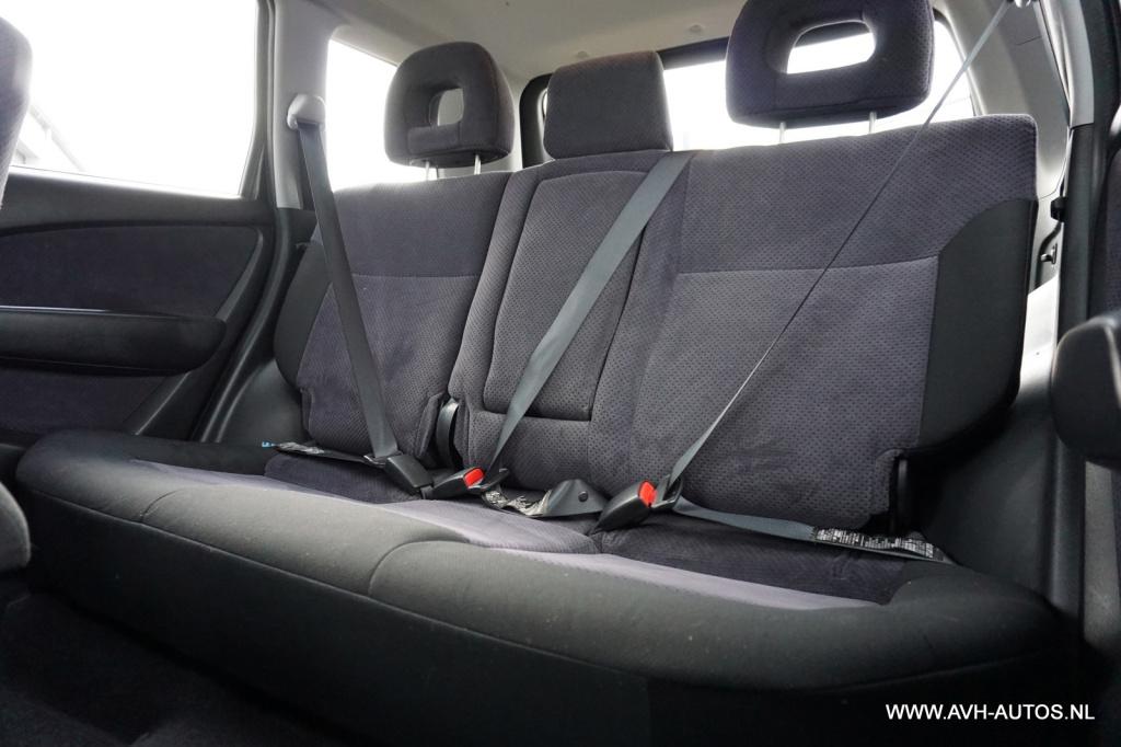 Mitsubishi Outlander 2.4 intense 4wd automaat