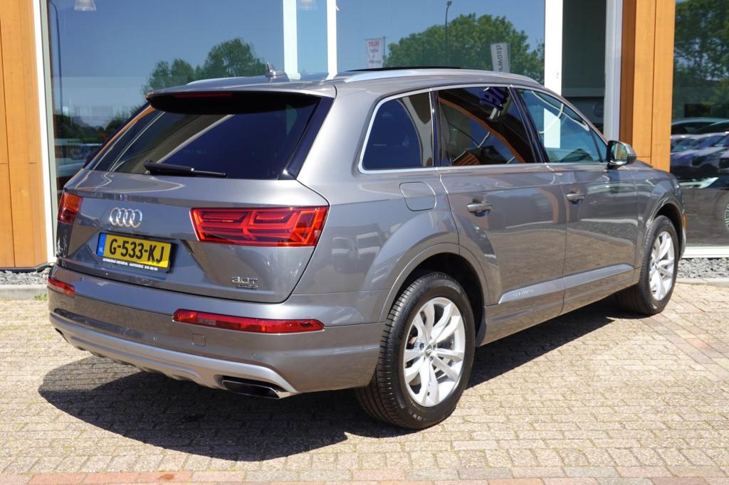 Audi Q7 3.0 tfsi quattro pro line + 7p