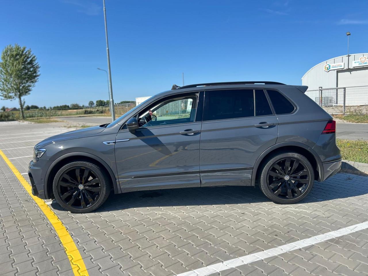 Volkswagen Tiguan 2.0 TDI 4Motion R-Line|CARPLAY|PANO|DSG|