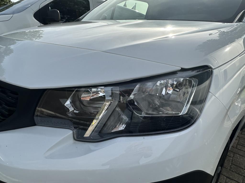 Peugeot Partner 1.2 110pk s&s 1000kg premium