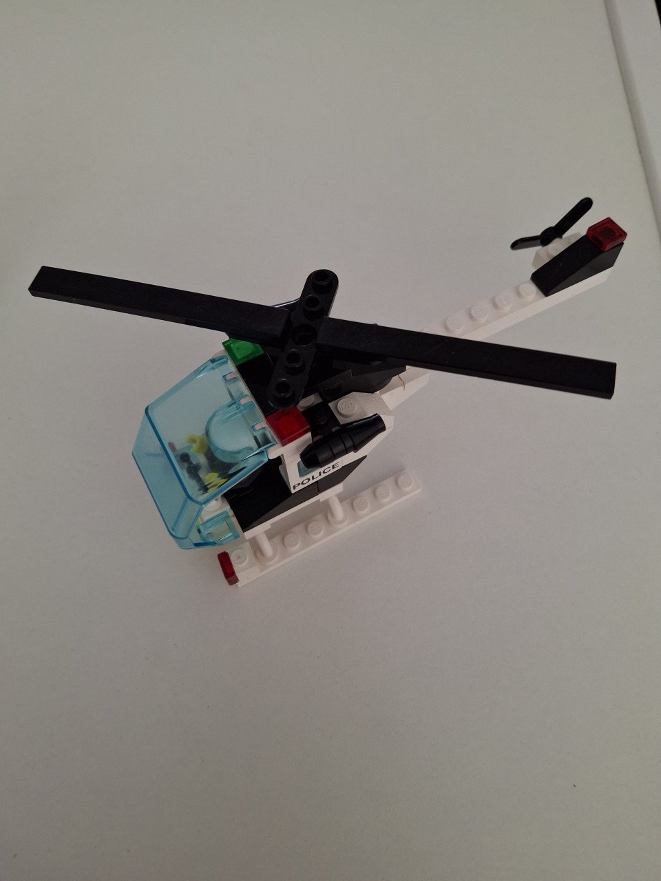2 vintage Lego  Police sets