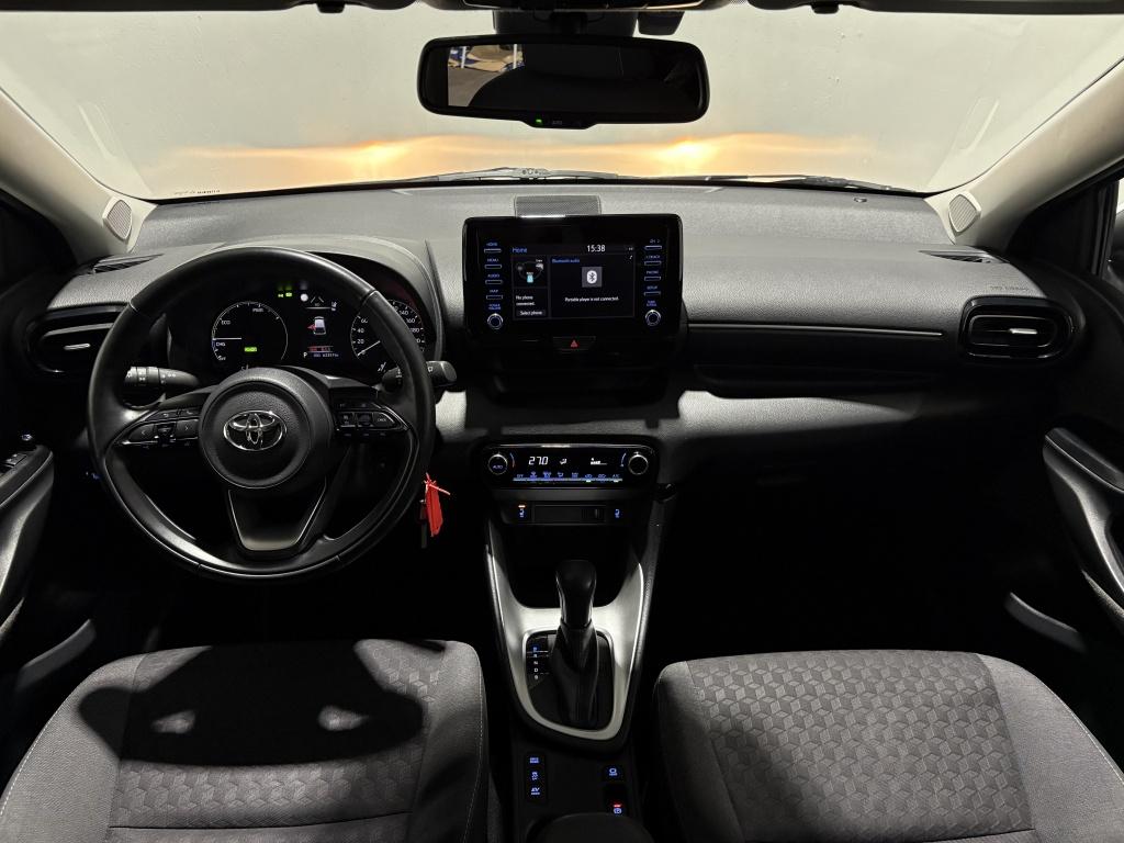 Toyota Yaris 1.5 hybrid active| stoel+ stuur verw| adap.cruise| camera