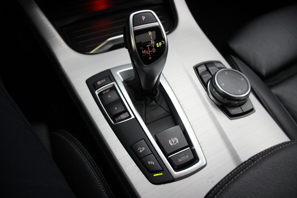 BMW X3 xdrive35i high executive m-sport | 306pk | panoramadak | afn. trekha