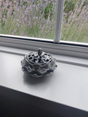 Mooie grote wierrook houder lotus