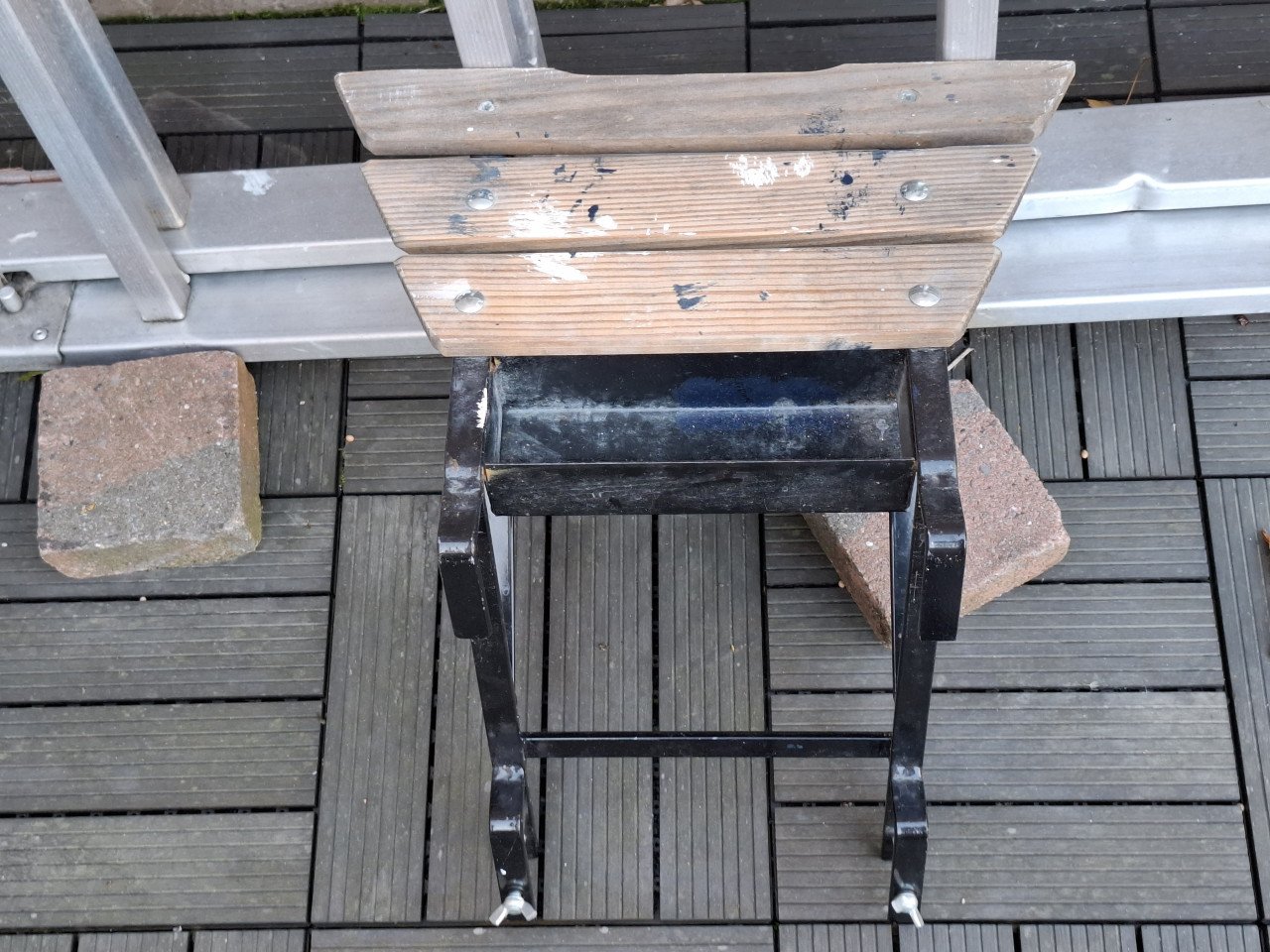 Te koop Ladder met muurafhouder