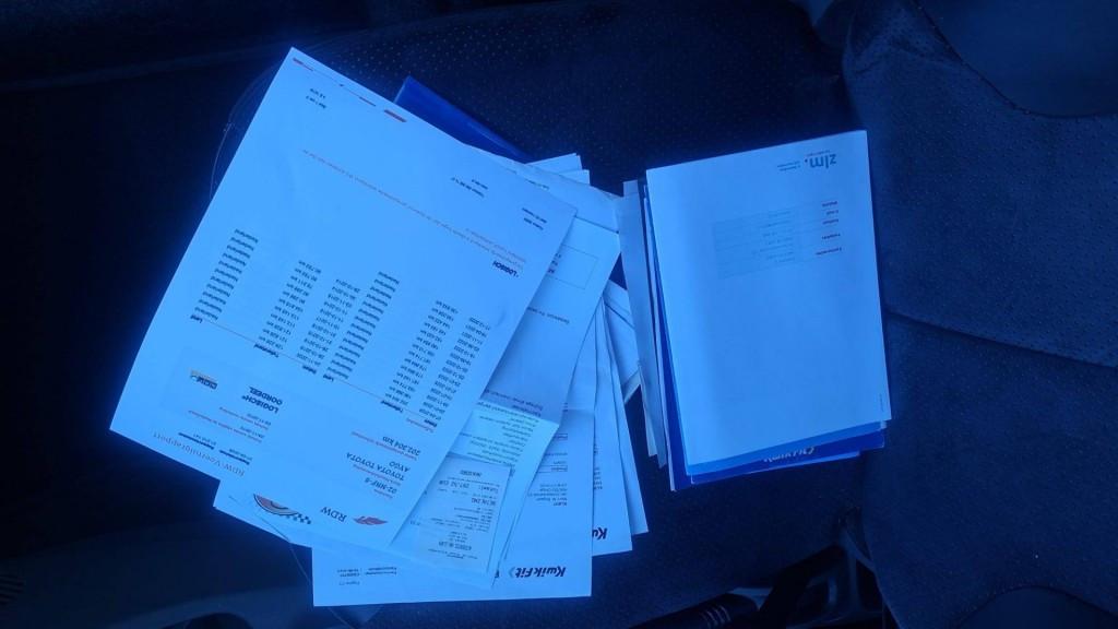 Toyota AYGO 1.0 12v Aspiration Red 5deurs bj:2010 airco leer apk 2027