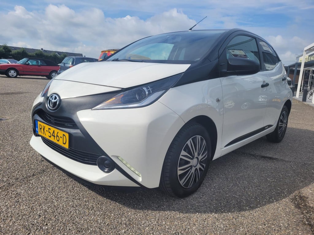 Toyota Aygo 1.0 vvt-i x-fun