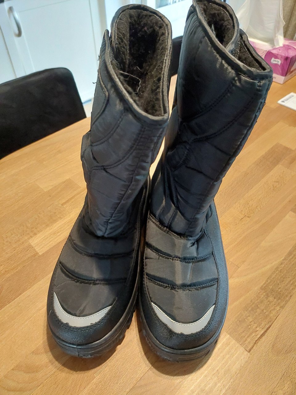 Te koop zgan sneeuwboots