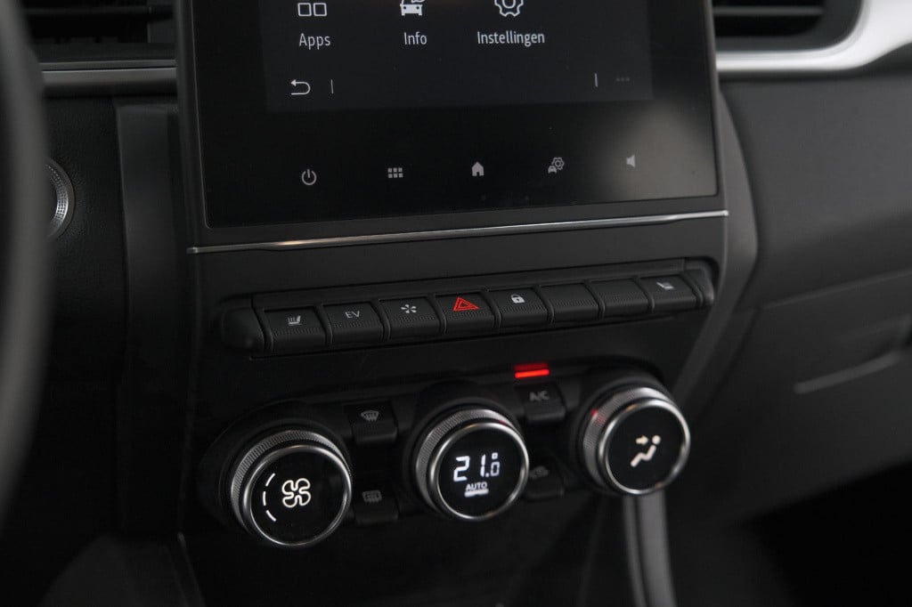 Renault Captur 1.6 e-tech plug-in hybrid 160 intens | trekhaak | camera | n