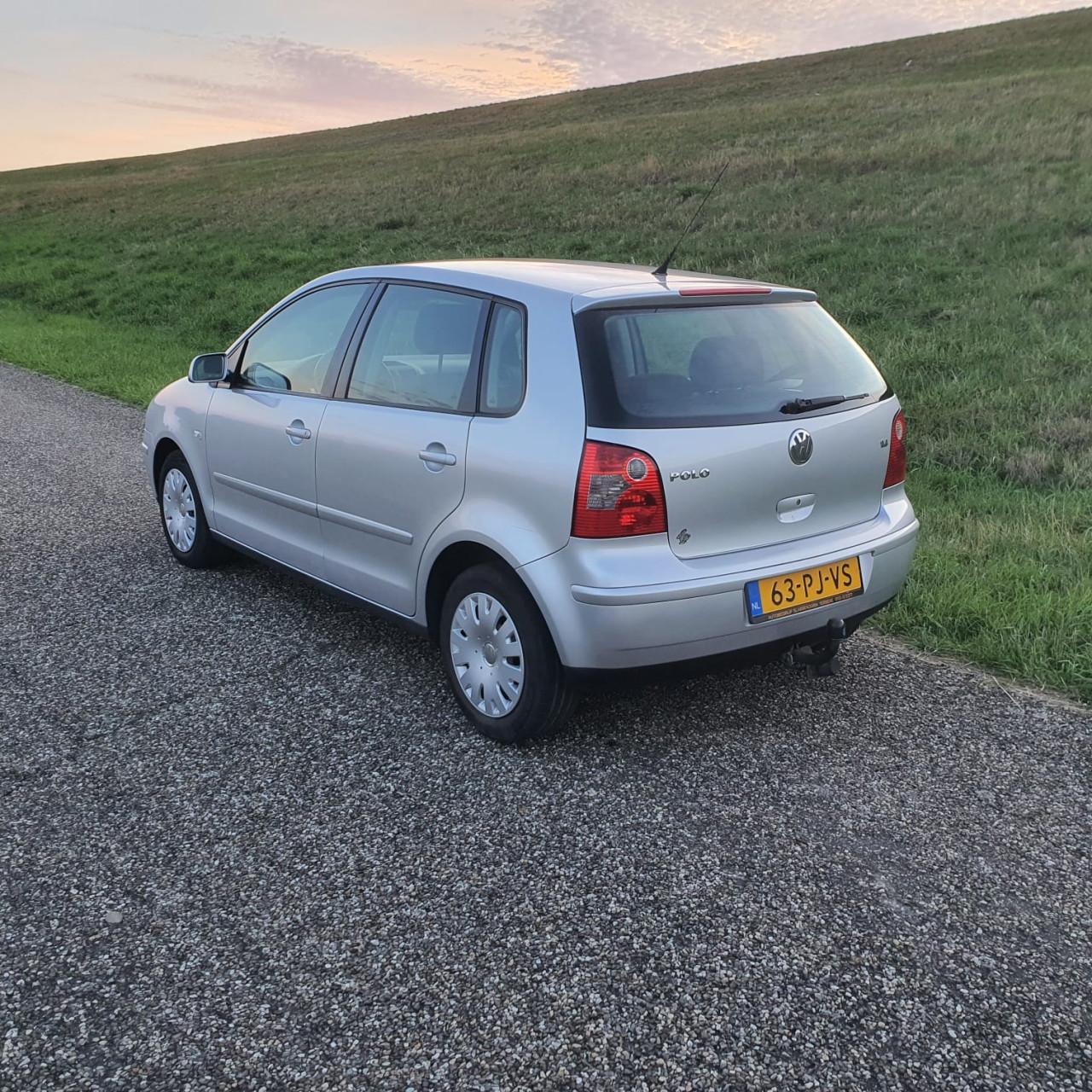 Volkswagen Polo 1.4-16V Athene Automaat