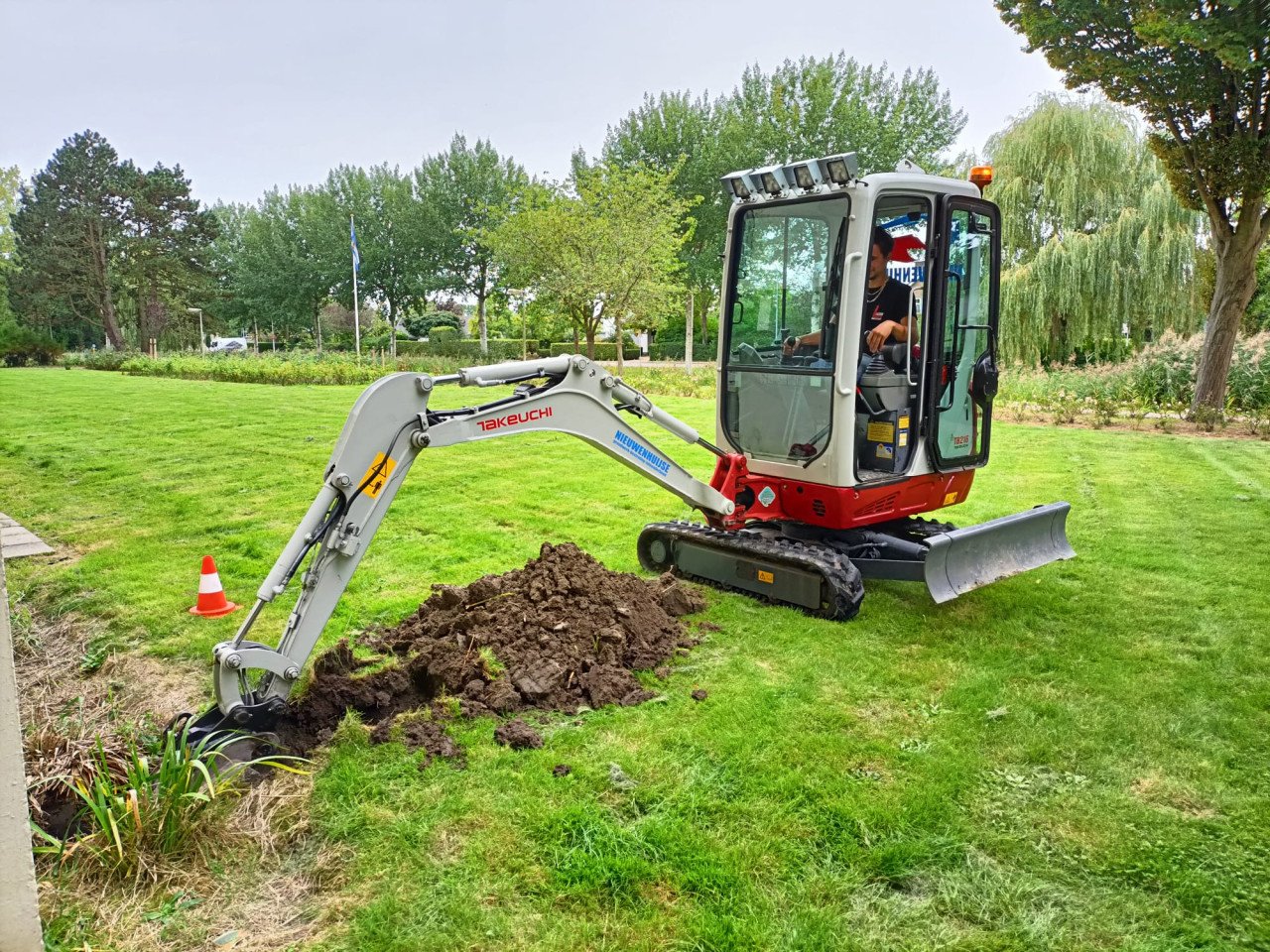 Voorkom vochtproblemen - Drainage aanleg!