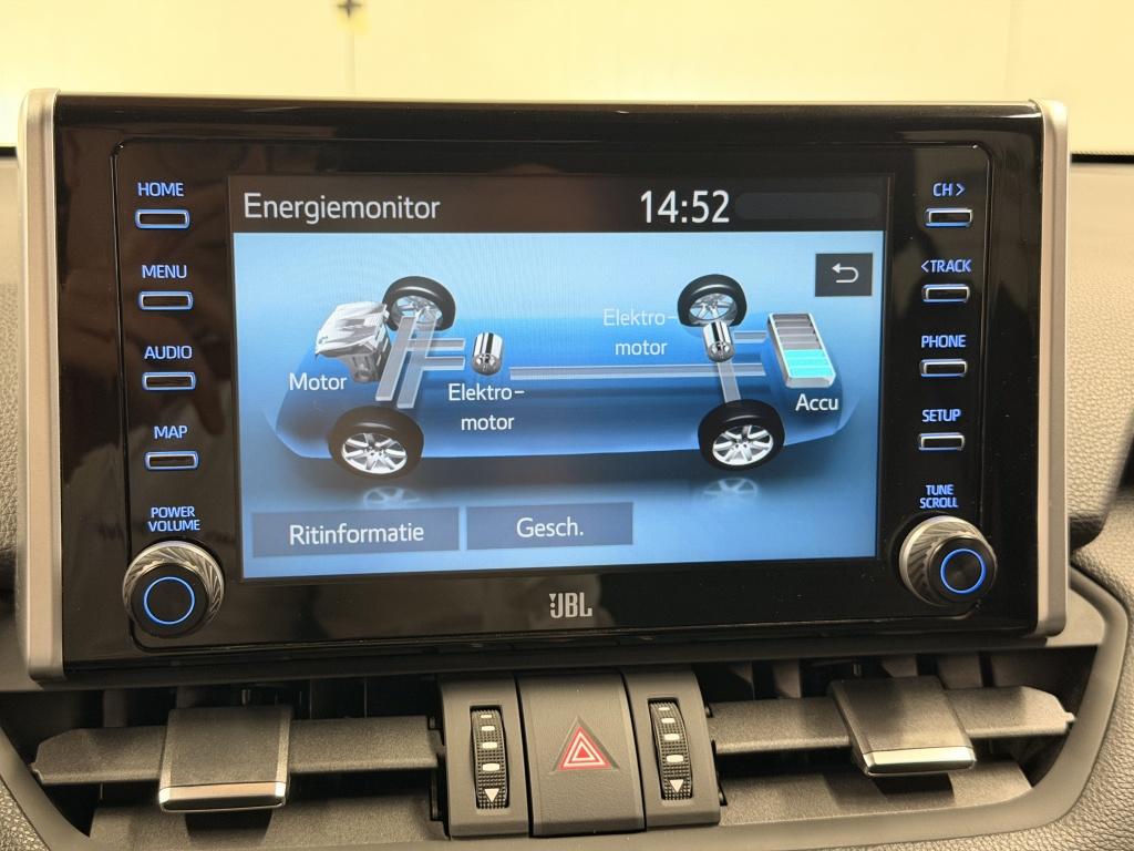Toyota Rav4 2.5 hybrid awd bi-tone| jbl| achtr.camera| adapt.cruise