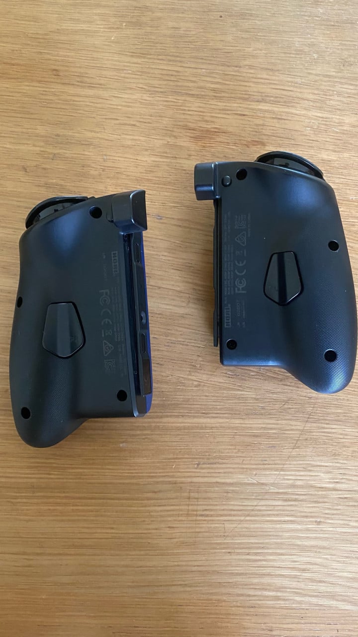 Hori split pad pro Controllers