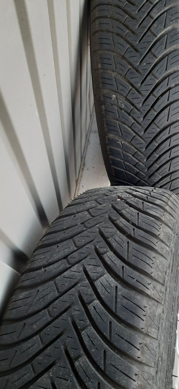 Lm sportvelgen met goede banden voor oa Nissan, Renault, Dacia, Mitsubishi