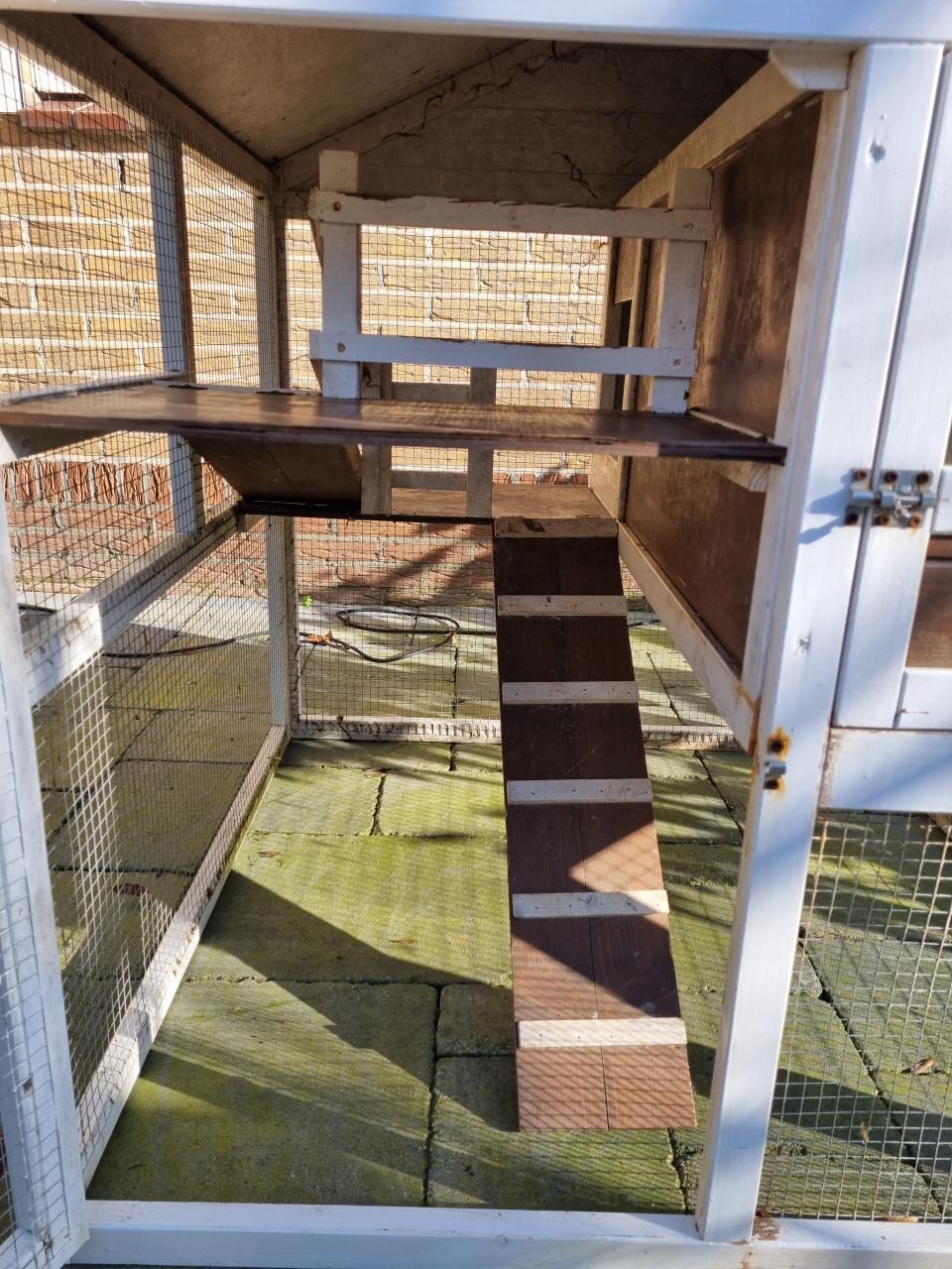 Konijnenhok plus rennetjes