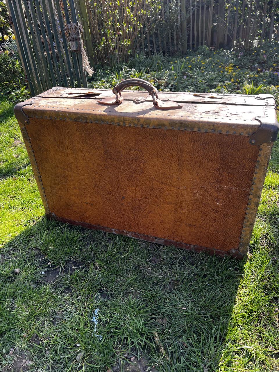 Prachtige oude antieke koffer curiosa