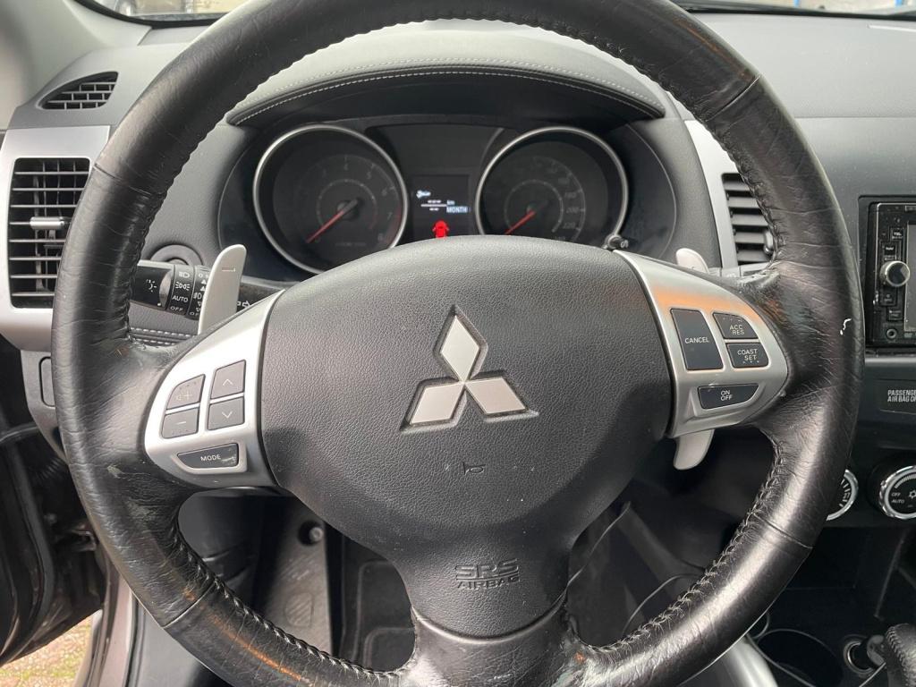 Mitsubishi Outlander 2.0 edition two autonaat|trekhaak|leer